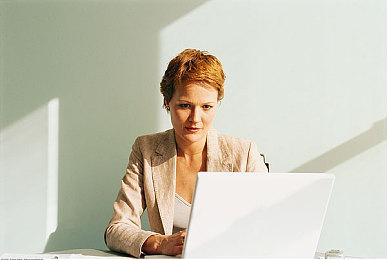 翻车了！TI双冠王组成的老年队无缘DPC